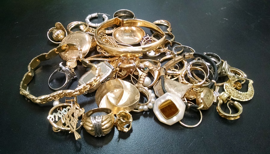 Cash for Estate Jewelery Cash for Golden